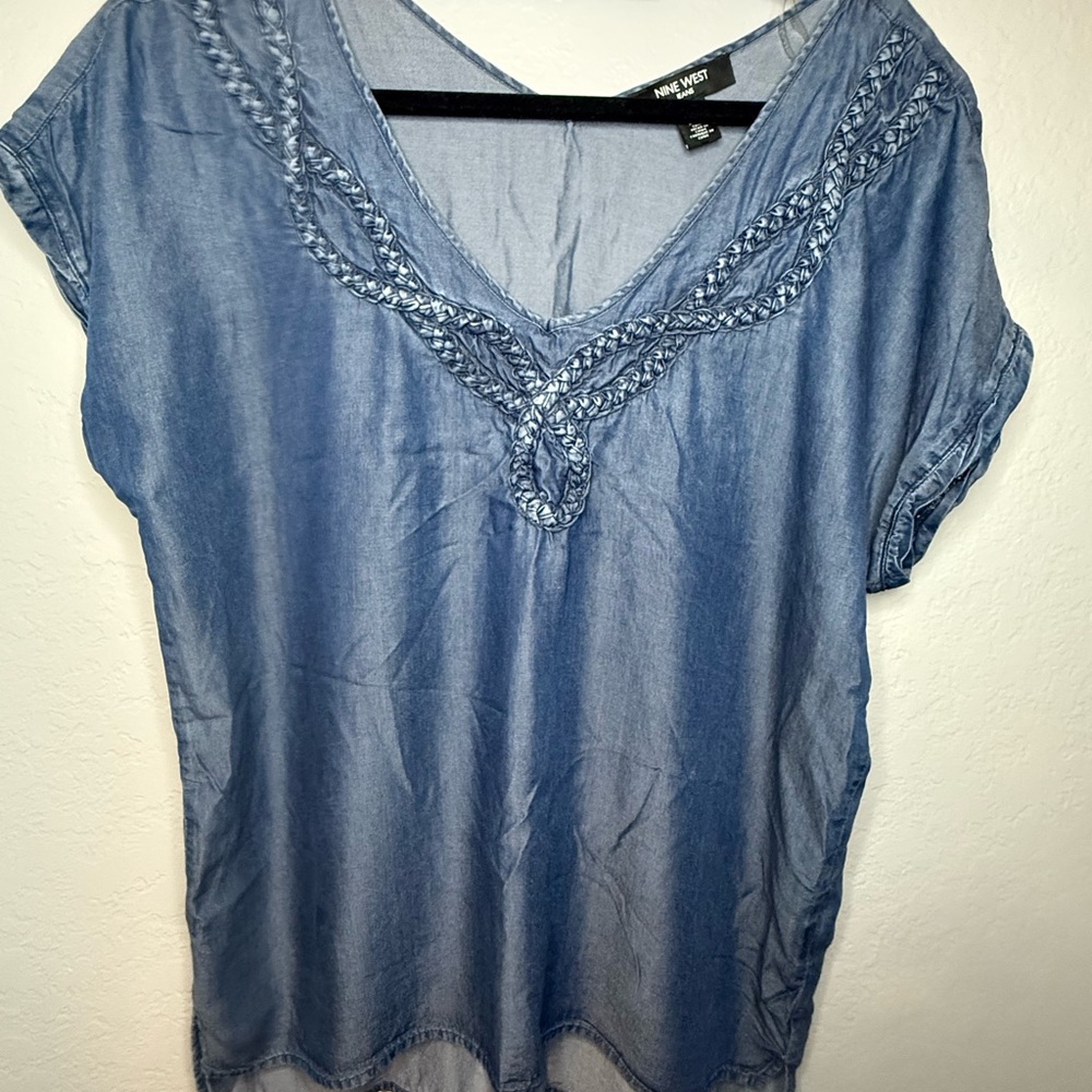 Nine West Gray Short Sleeve Embellished Blouse